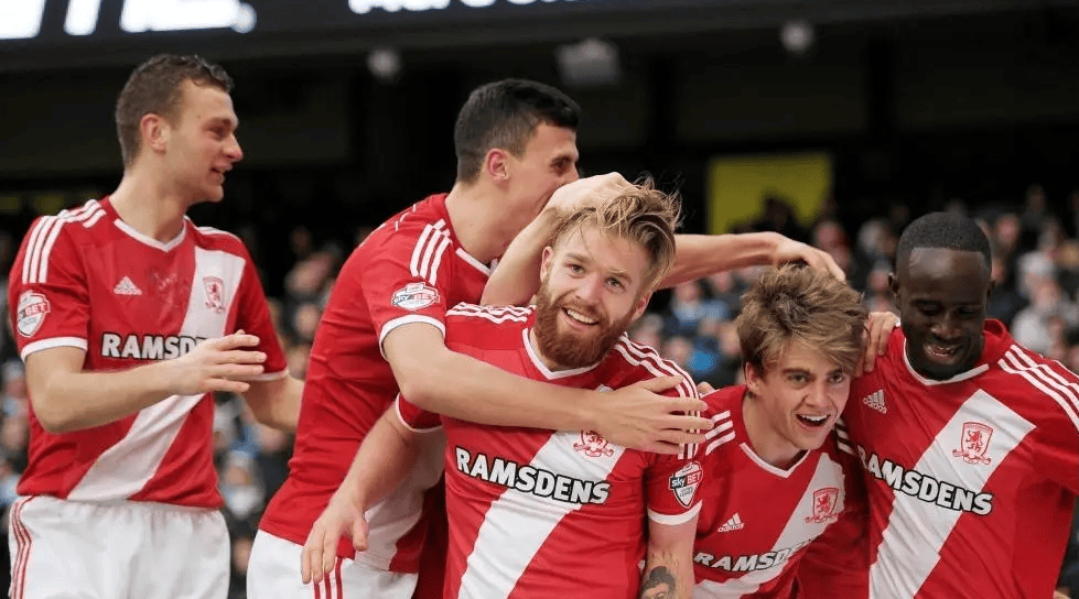 包含华盛顿奇才训练开放日，国际比赛日回应争议引欢呼，荷甲在即，球队文化再被提及的词条-九博体育