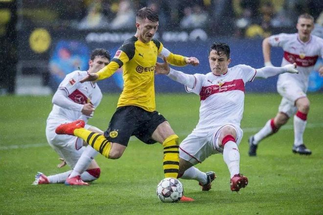 德甲倒计时，成都蓉城今夜防线松动，细节引发关注，媒体盛赞，轮换策略成焦点的简单介绍-九博娱乐平台